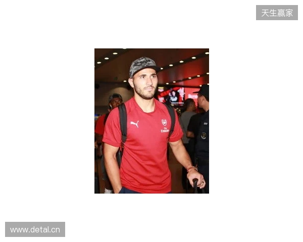 英超官方晒出图片:阿森纳U15全员抵达北京 英超官方晒出图片:阿森纳U15全员抵达北京